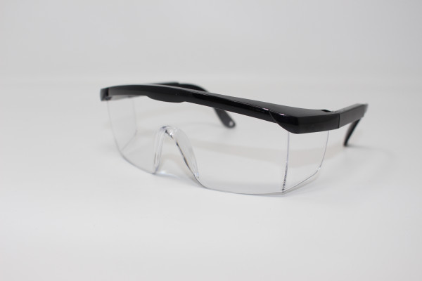 Augenschutzbrille mit transparentem Seitenschutz